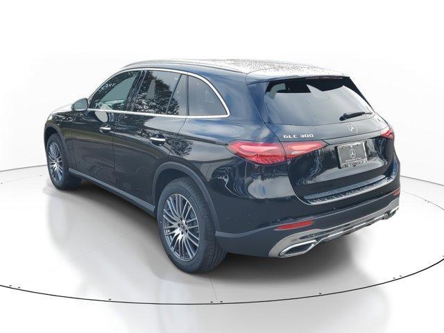 new 2025 Mercedes-Benz GLC 300 car, priced at $51,415