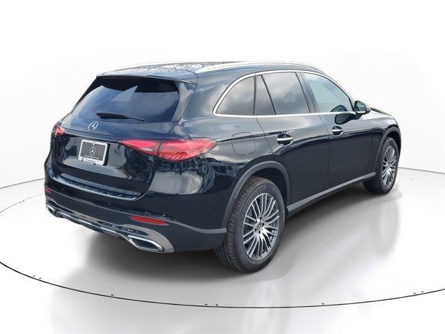 new 2025 Mercedes-Benz GLC 300 car, priced at $51,415