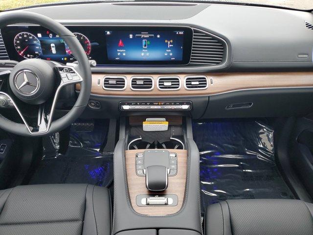 new 2025 Mercedes-Benz GLS 450 car, priced at $92,425