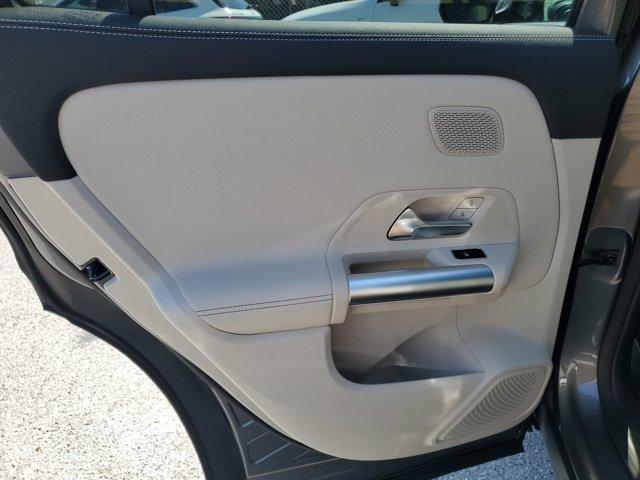 used 2025 Mercedes-Benz GLA 250 car, priced at $41,855