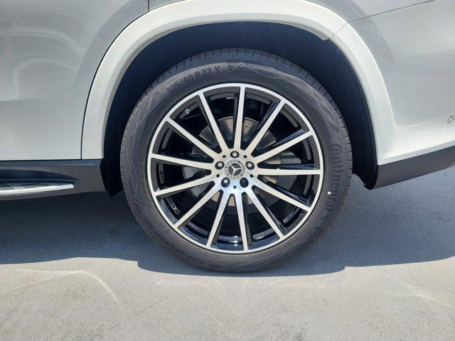 new 2025 Mercedes-Benz GLS 580 car, priced at $117,695