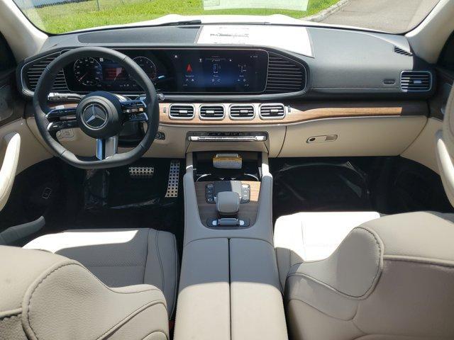 new 2025 Mercedes-Benz GLS 450 car, priced at $96,815