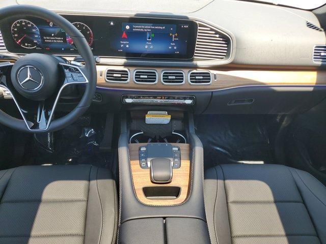 new 2025 Mercedes-Benz GLE 450 car, priced at $81,245