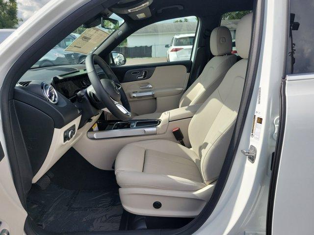 new 2025 Mercedes-Benz GLB 250 car, priced at $47,145