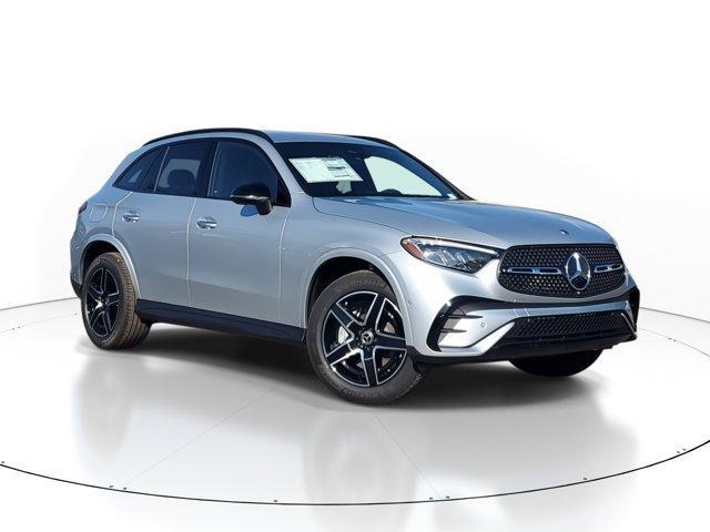 new 2025 Mercedes-Benz GLC 300 car, priced at $57,085