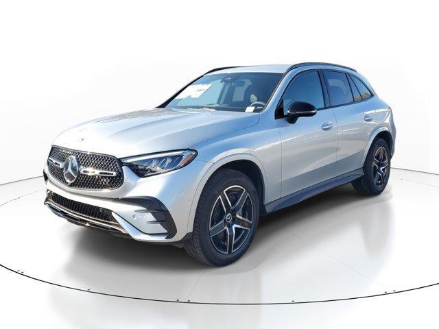 new 2025 Mercedes-Benz GLC 300 car, priced at $57,085