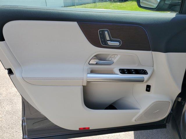 used 2025 Mercedes-Benz GLA 250 car, priced at $42,300