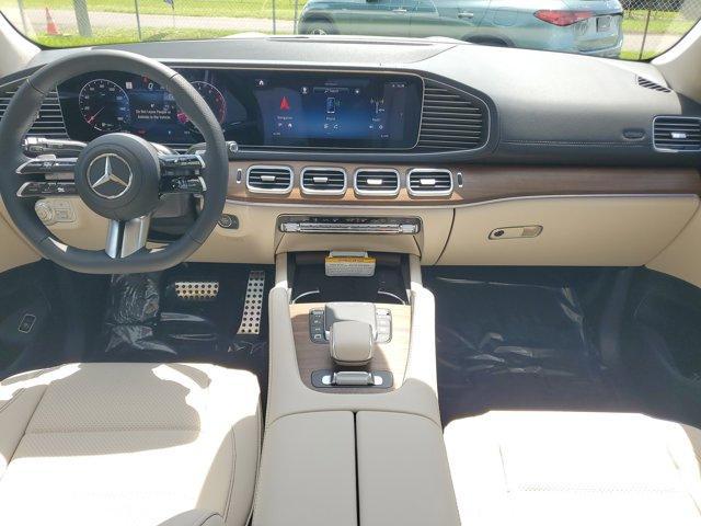 new 2025 Mercedes-Benz GLS 450 car, priced at $96,815