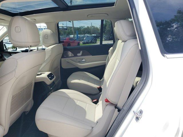 new 2025 Mercedes-Benz GLS 450 car, priced at $96,815