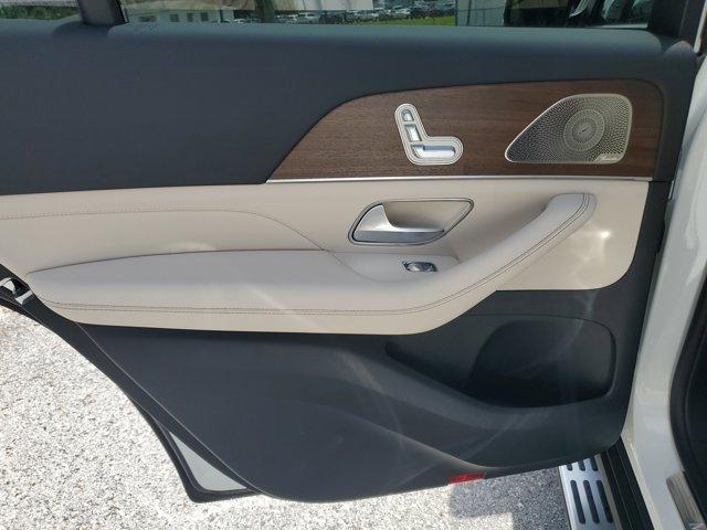 new 2025 Mercedes-Benz GLS 450 car, priced at $96,815