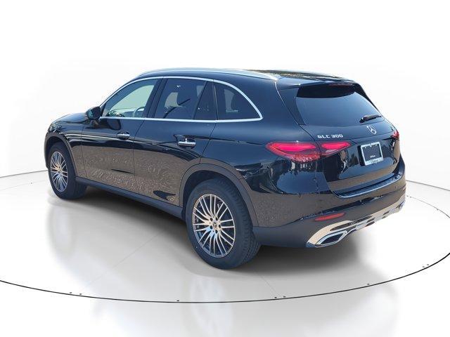new 2025 Mercedes-Benz GLC 300 car, priced at $52,225