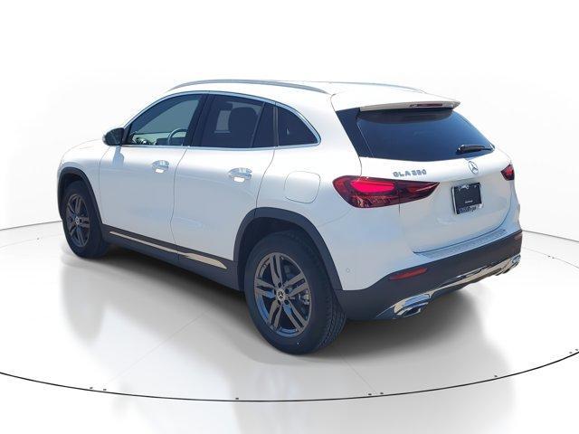 new 2025 Mercedes-Benz GLA 250 car, priced at $44,345