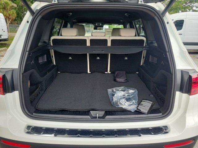 new 2025 Mercedes-Benz GLB 250 car, priced at $48,645