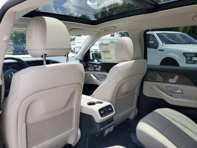 new 2025 Mercedes-Benz GLS 450 car, priced at $96,815