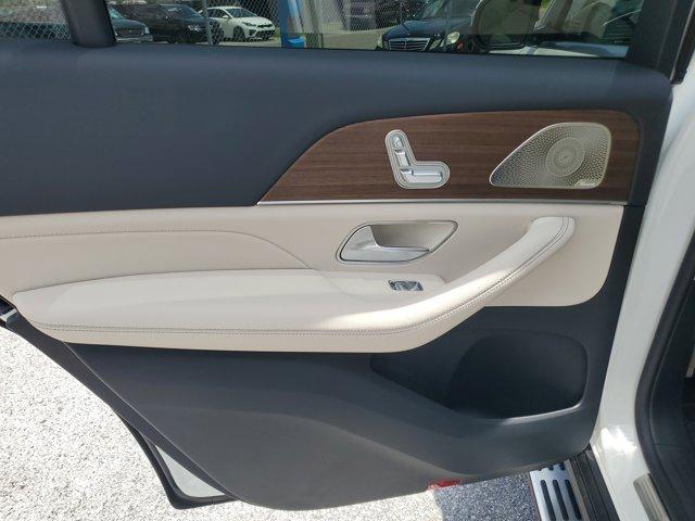 new 2025 Mercedes-Benz GLS 450 car, priced at $96,815