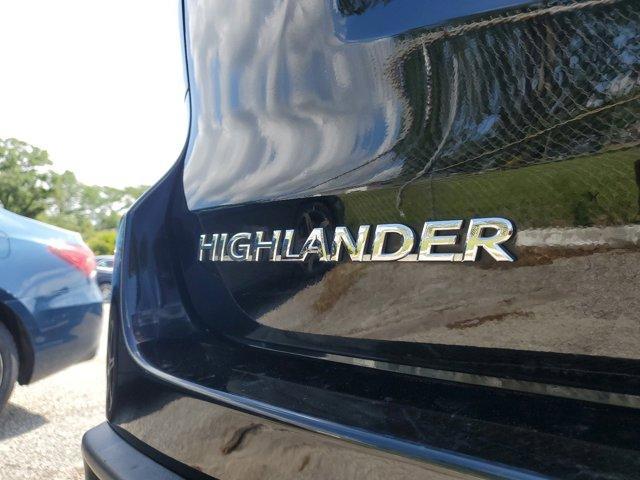 used 2018 Toyota Highlander car, priced at $22,695