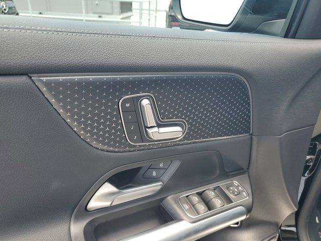 used 2025 Mercedes-Benz GLA 250 car, priced at $40,800