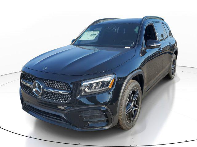 new 2024 Mercedes-Benz GLB 250 car, priced at $49,295