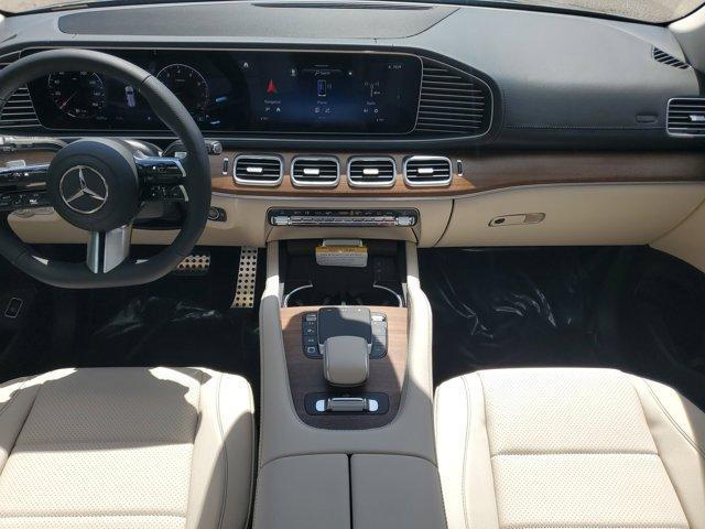 new 2025 Mercedes-Benz GLS 450 car, priced at $95,685