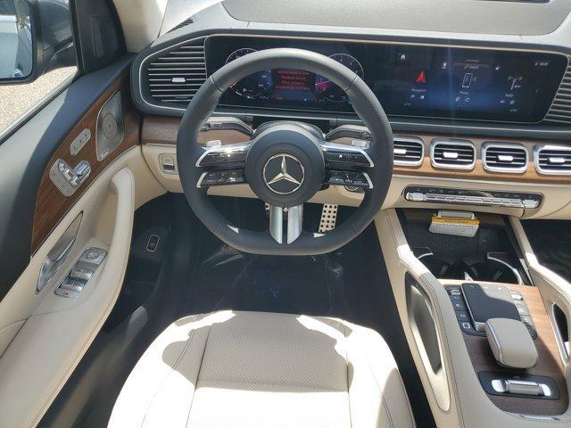new 2025 Mercedes-Benz GLS 450 car, priced at $95,685