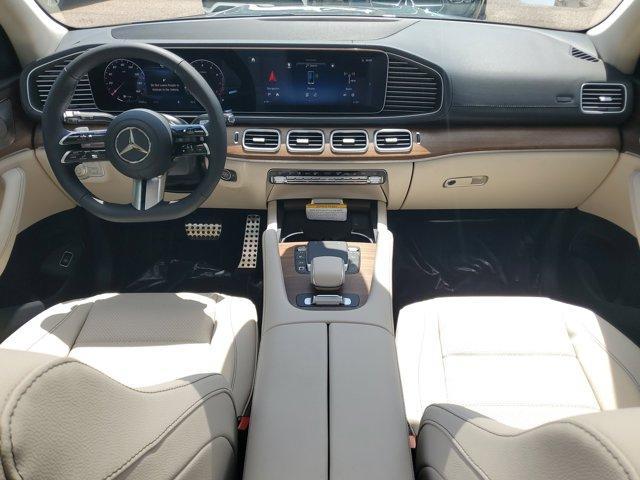 new 2025 Mercedes-Benz GLS 450 car, priced at $95,685