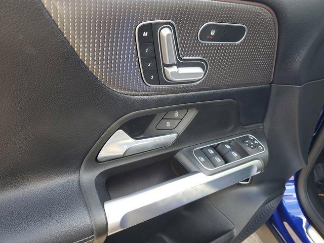 used 2021 Mercedes-Benz GLB 250 car, priced at $30,142