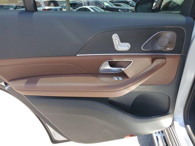 new 2025 Mercedes-Benz GLS 450 car, priced at $97,215
