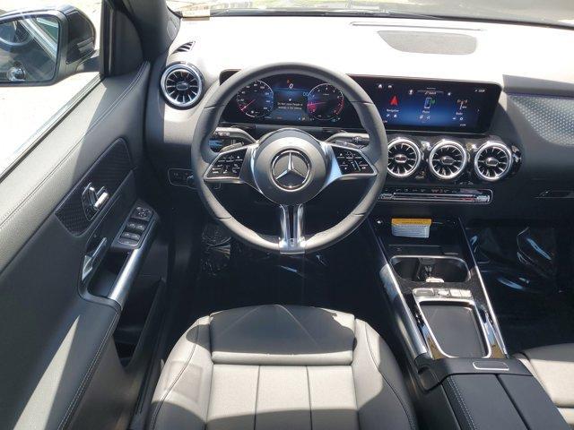 new 2025 Mercedes-Benz GLA 250 car, priced at $46,195
