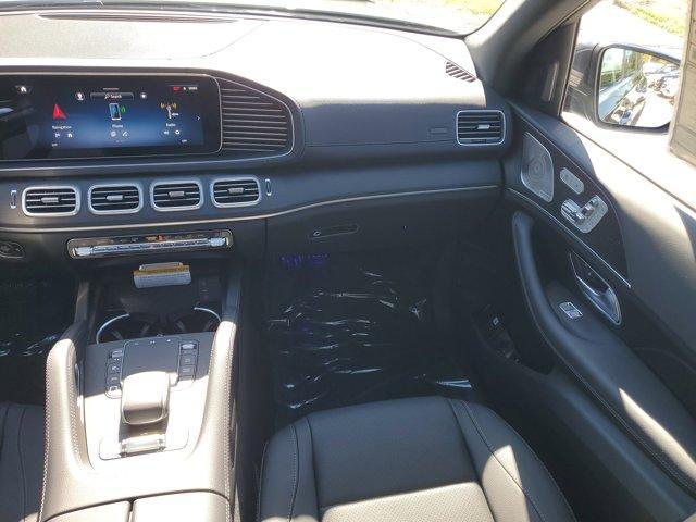 new 2025 Mercedes-Benz GLS 450 car, priced at $91,945