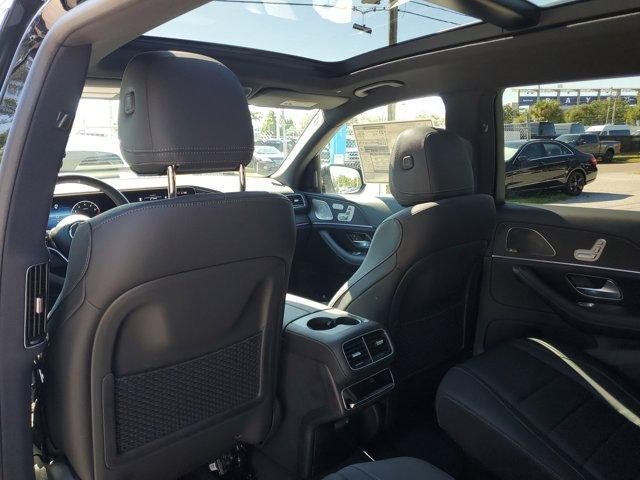 new 2025 Mercedes-Benz GLS 450 car, priced at $91,945