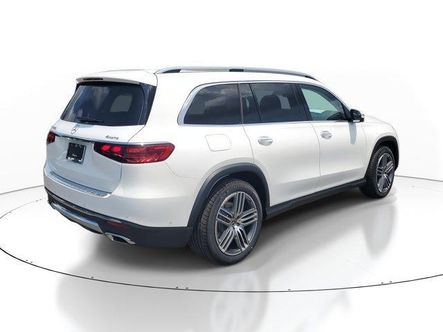 new 2026 Mercedes-Benz GLS 450 car, priced at $92,330