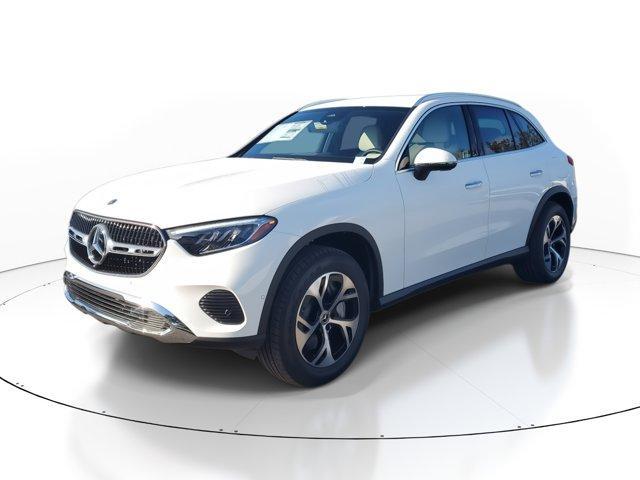 new 2025 Mercedes-Benz GLC 350e car, priced at $62,570