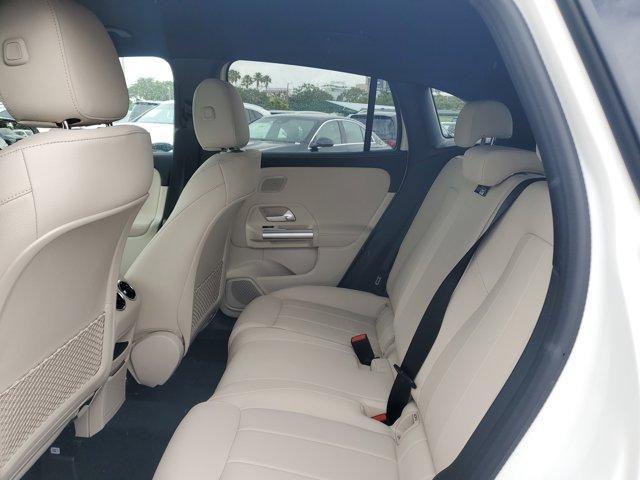 new 2025 Mercedes-Benz GLA 250 car, priced at $45,845