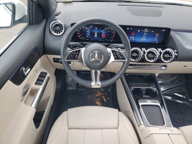 new 2025 Mercedes-Benz GLA 250 car, priced at $45,845