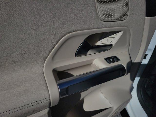 used 2025 Mercedes-Benz GLB 250 car, priced at $45,800