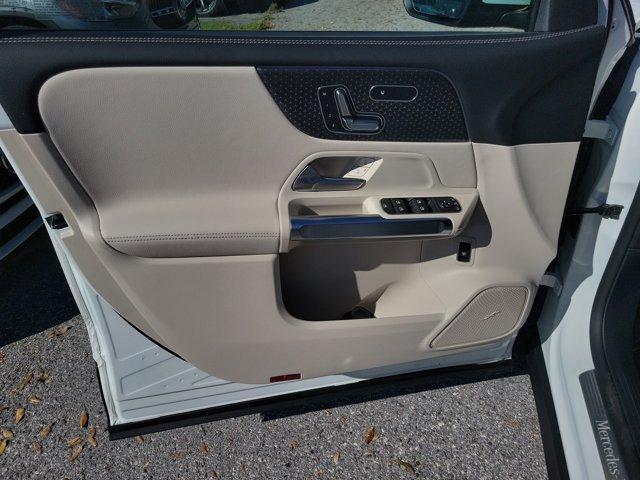 used 2025 Mercedes-Benz GLB 250 car, priced at $45,800