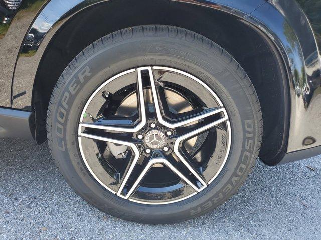 new 2026 Mercedes-Benz GLE 450 car, priced at $78,385