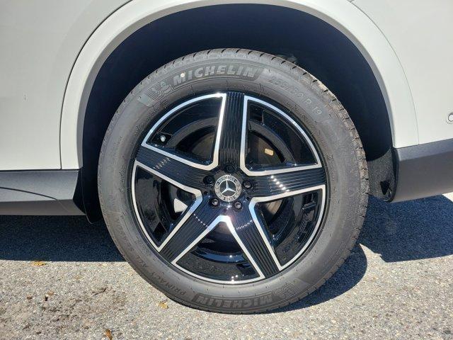 new 2026 Mercedes-Benz GLC 300 car, priced at $58,235