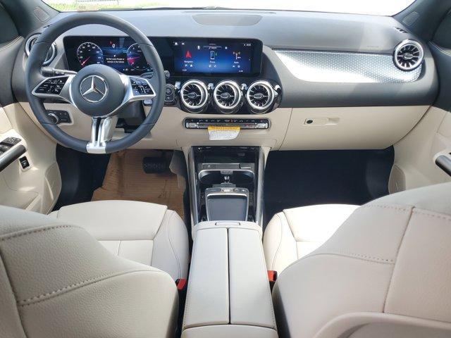 new 2025 Mercedes-Benz GLA 250 car, priced at $45,845
