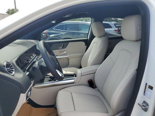 new 2025 Mercedes-Benz GLA 250 car, priced at $45,845