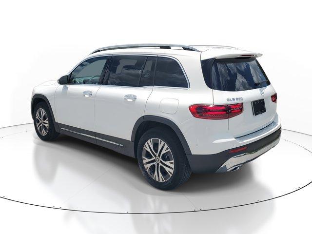 new 2025 Mercedes-Benz GLB 250 car, priced at $48,645