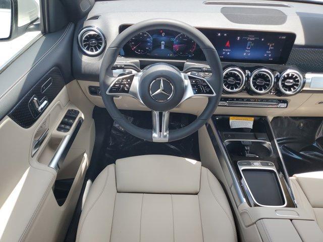 new 2025 Mercedes-Benz GLB 250 car, priced at $48,645