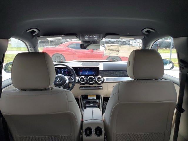 new 2025 Mercedes-Benz GLB 250 car, priced at $48,645
