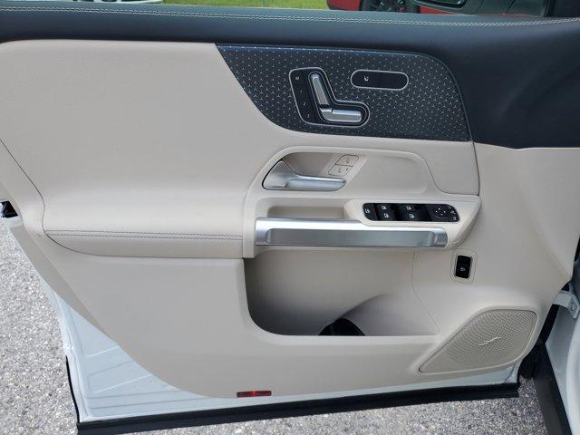 new 2025 Mercedes-Benz GLB 250 car, priced at $48,645