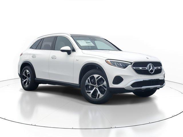 new 2025 Mercedes-Benz GLC 350e car, priced at $65,370