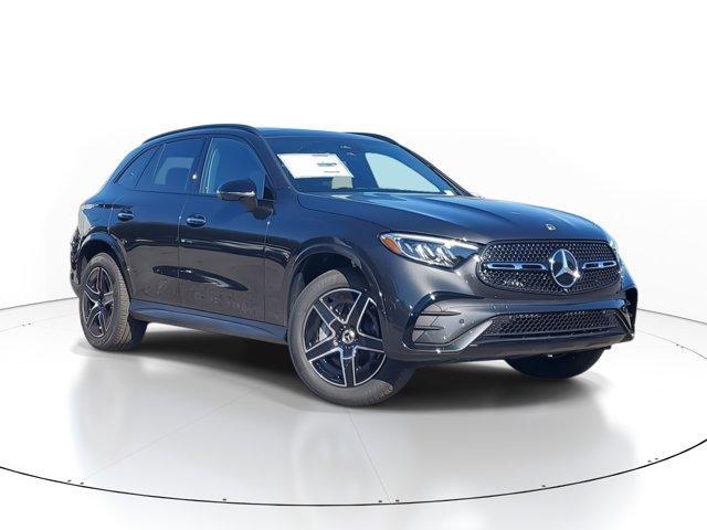 new 2025 Mercedes-Benz GLC 300 car, priced at $58,985