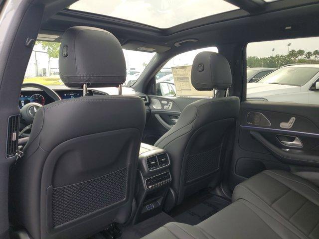new 2025 Mercedes-Benz GLS 450 car, priced at $99,850