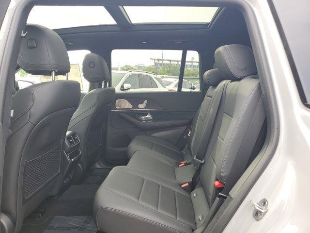 new 2025 Mercedes-Benz GLS 450 car, priced at $99,850