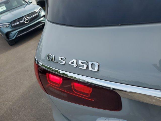 new 2025 Mercedes-Benz GLS 450 car, priced at $99,850