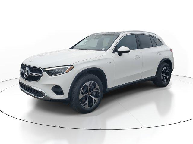 new 2025 Mercedes-Benz GLC 350e car, priced at $65,370